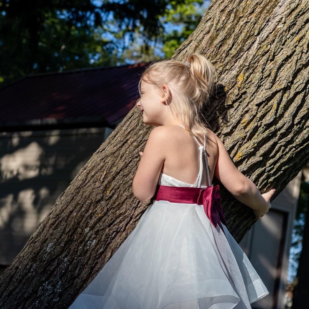 Beautiful flower girls dress. Blonde girl’s dress